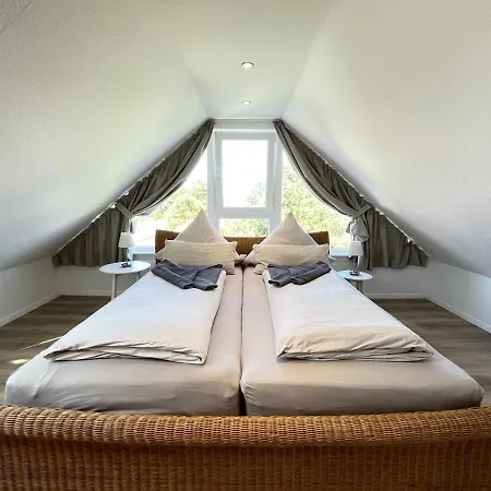 Fievfoten Og 아파트 보르쿰